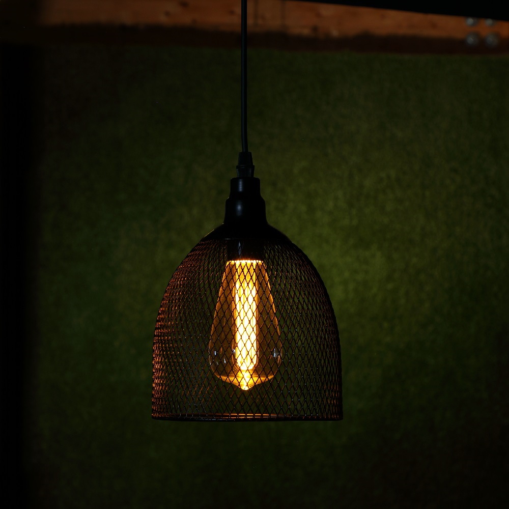 Black Mesh Kate Pendant with Bulb
