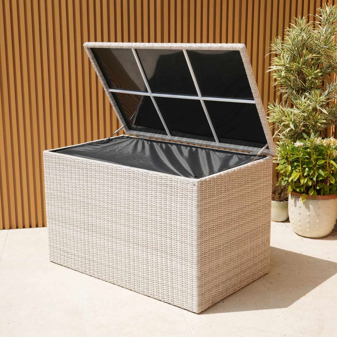 New Hamilton Rattan Storage Box - Medium