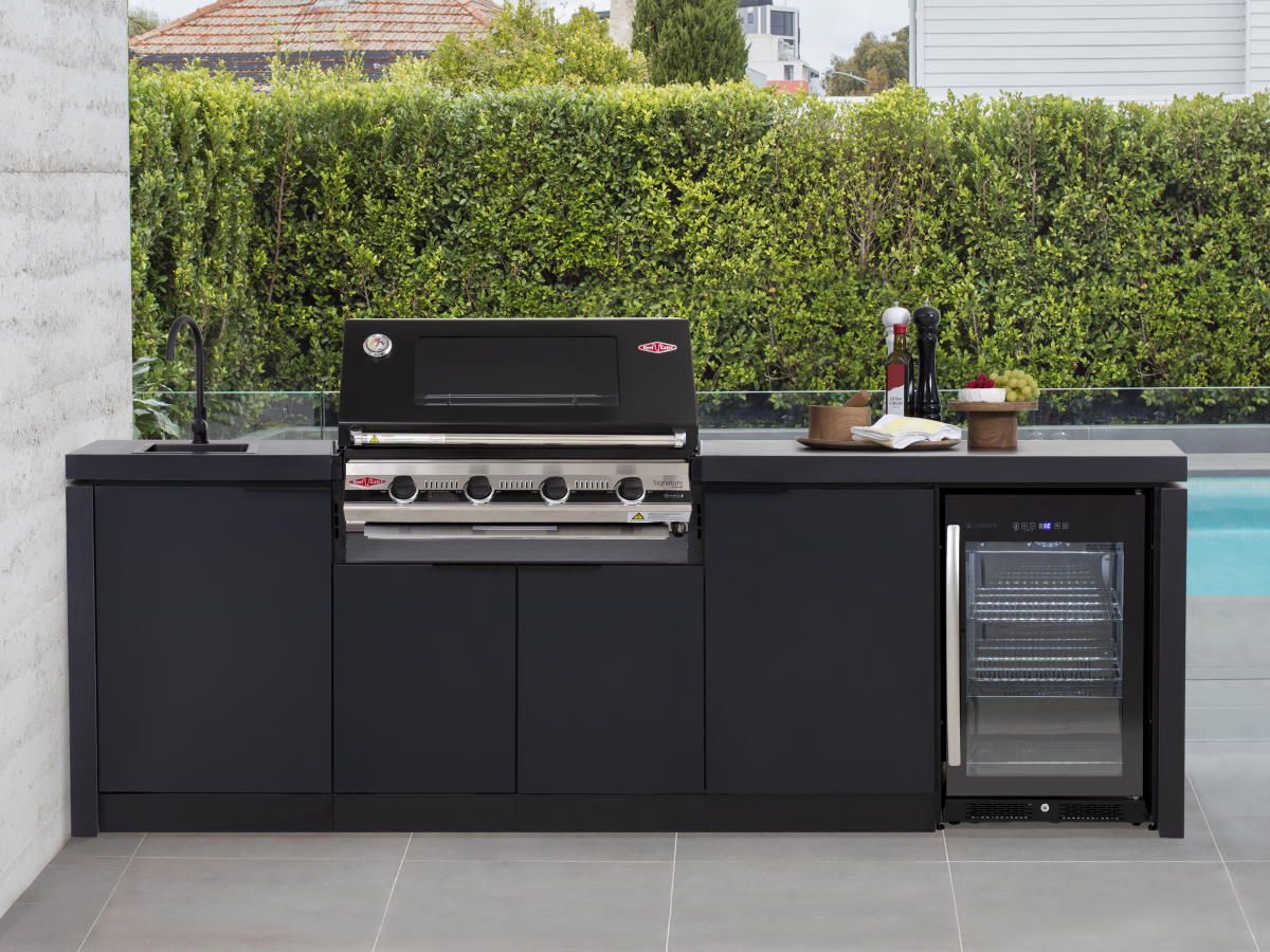 S3000E Series - 4 Burner BBQ With Cabinex Outdoor Kitchen