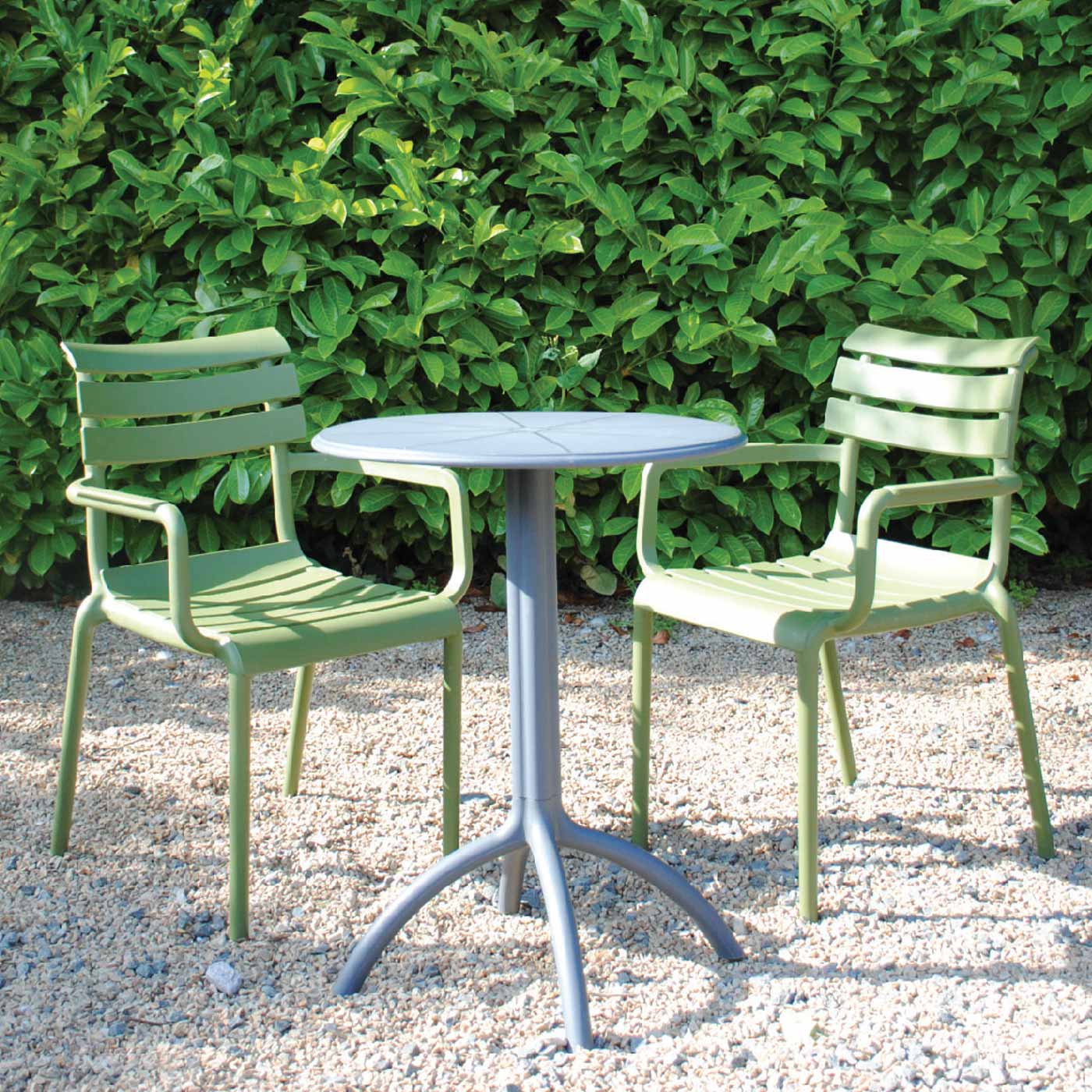 2 Seater Octopus Round Table Grey with Paris Chairs in Green