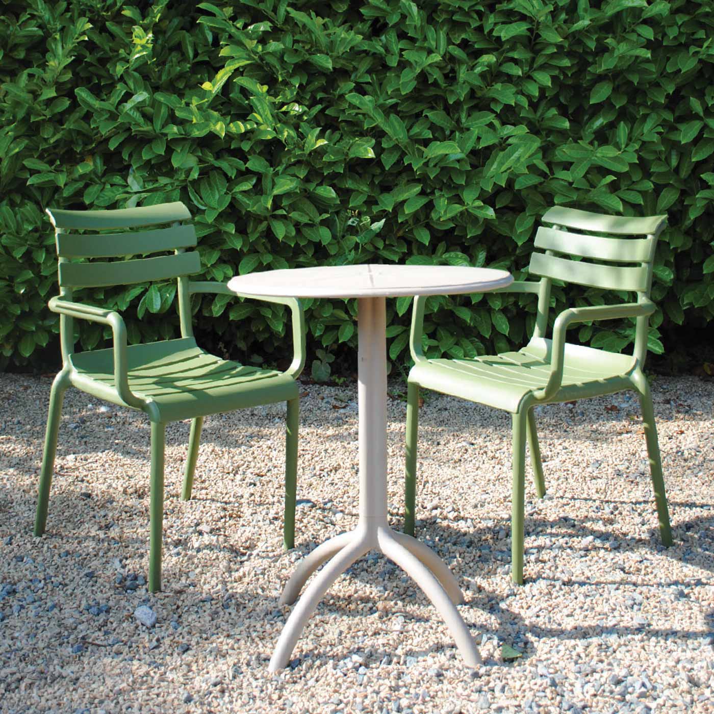 2 Seater Octopus Round Table Taupe with Paris Chairs in Green