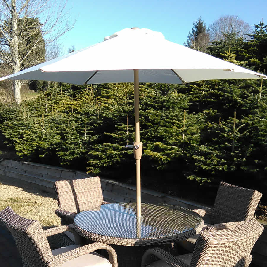 Champagne Crank Parasol 2.7m