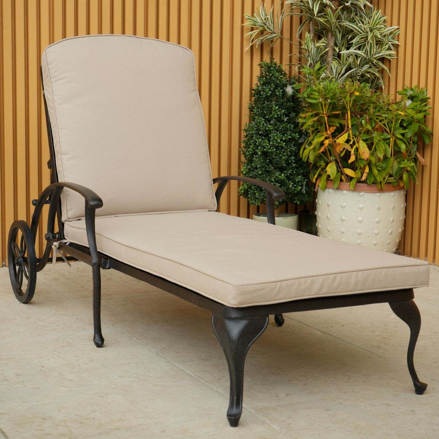 Sapphire Bronze Cast Aluminium Sun Lounger