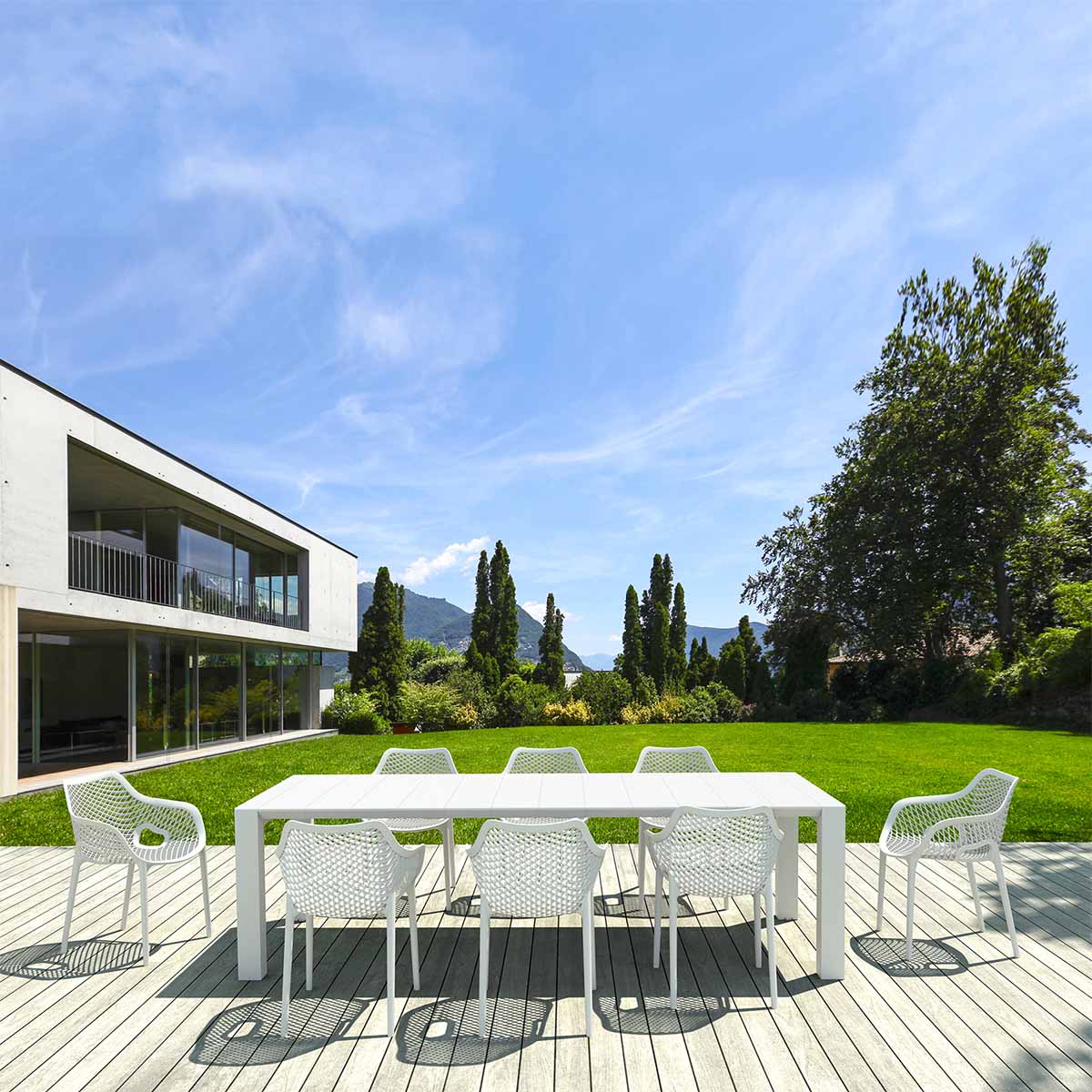 8 Air XL Chairs and Vegas XL Set in White