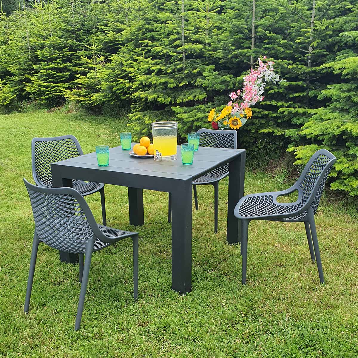 Air Grey Vegas 4 Seat Set with Extending 4-6 Seat Table