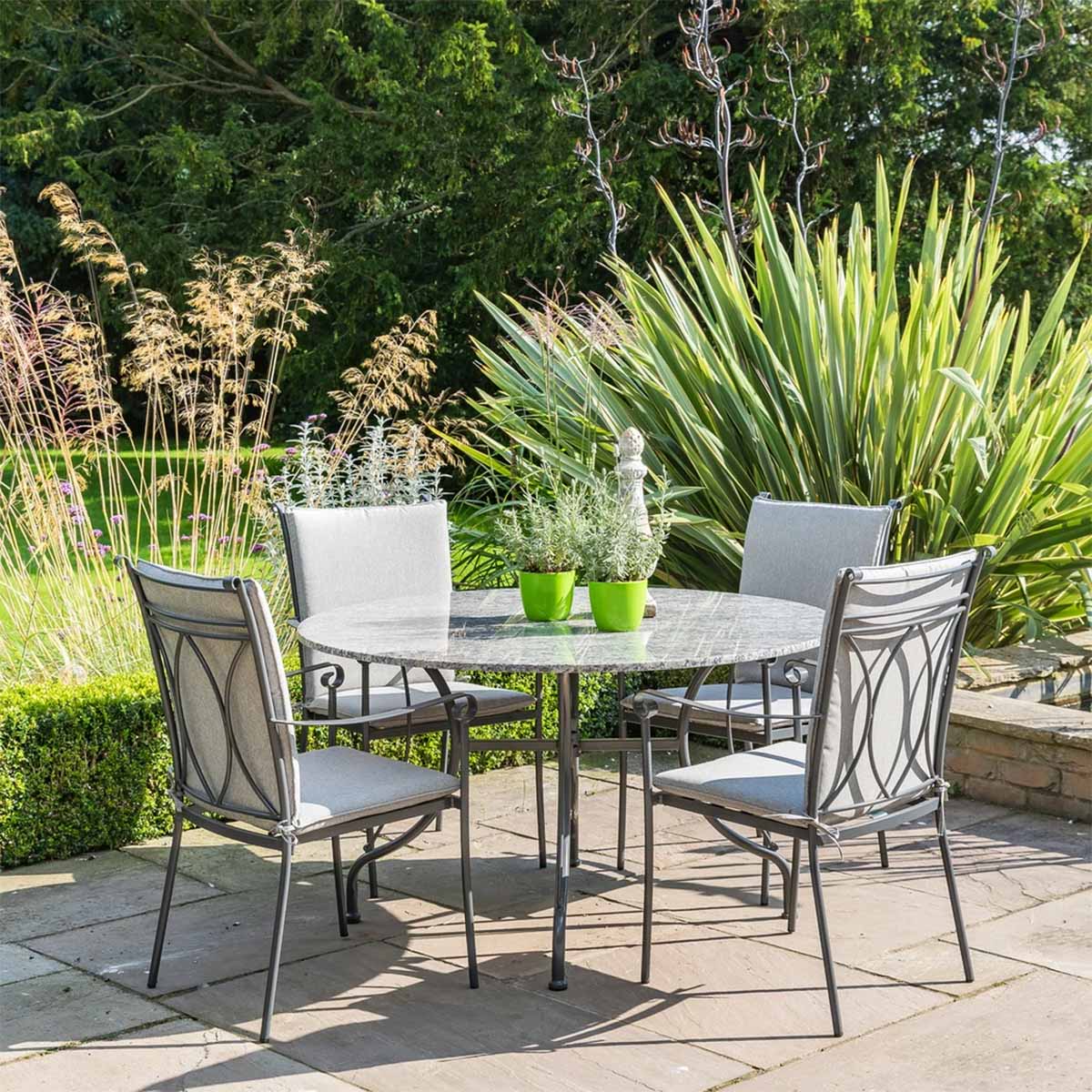 Alexandria 4 Seat Round Dining Set