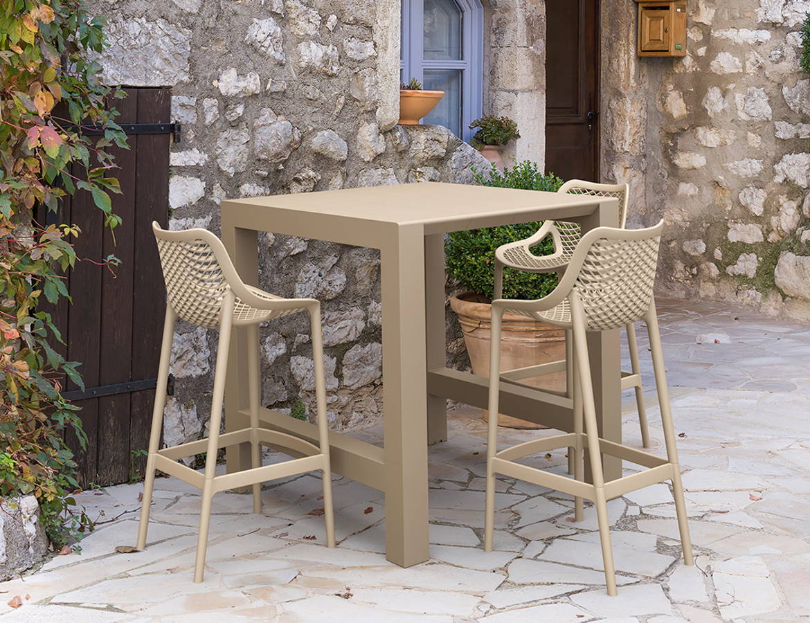 4 Air 75cm Bar Stool and Vegas Bar Extendable Table in Taupe