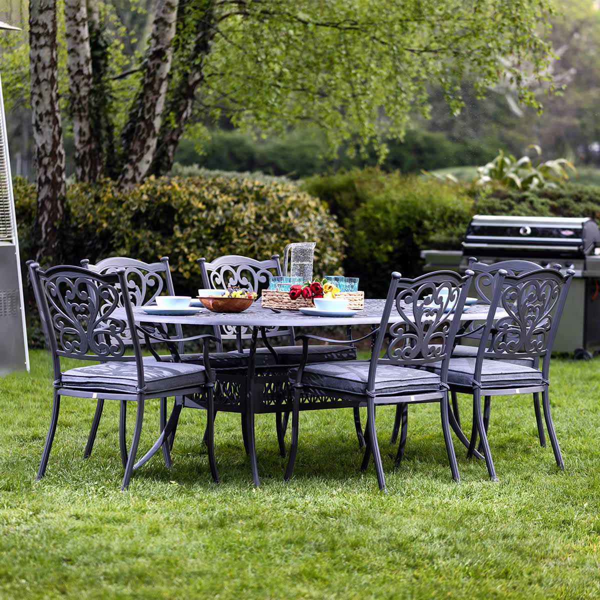 Capri Hampshire 6 Seat Cast Aluminium Oval Set in Grey