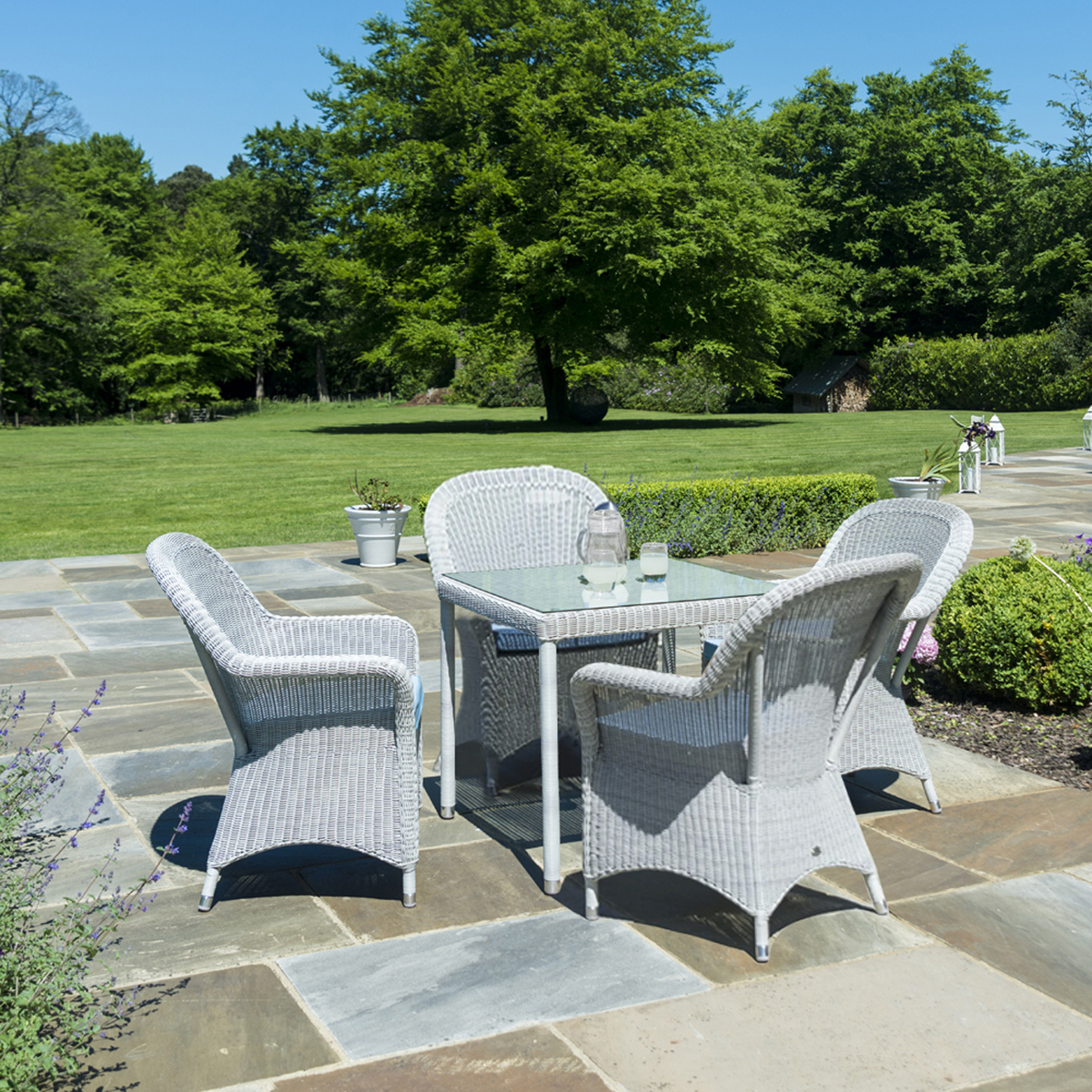 Classic 4 Seat Square Set - Simple Weave