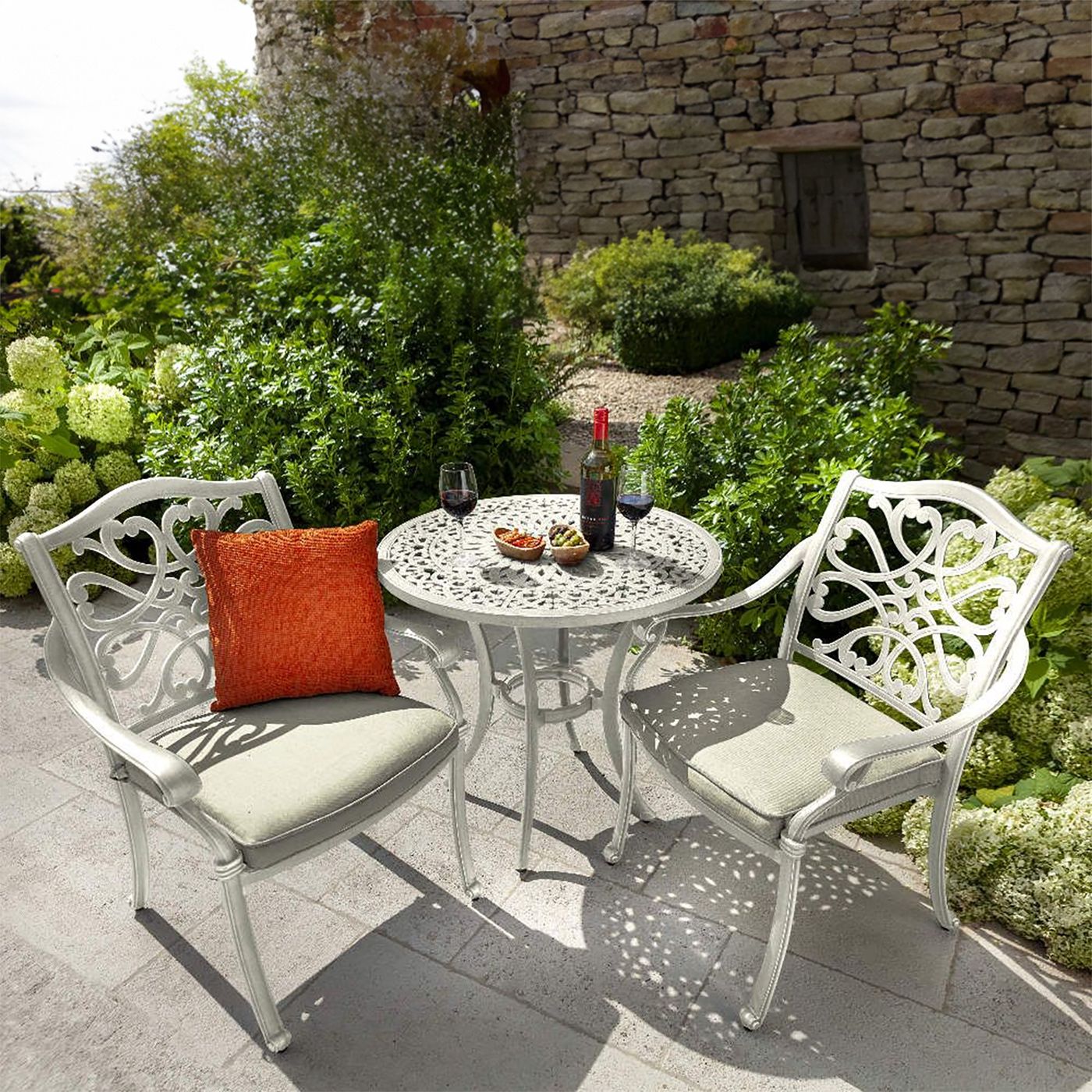 Hartman cast aluminium bistro set sale