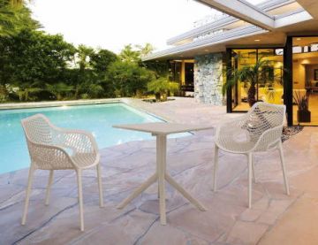 2 Air XL Chairs with Sky 60x60 Square Table in Taupe
