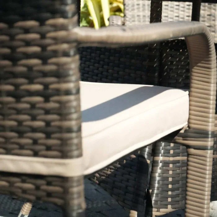 Cairo 8 Seat Oval Set with Stacking Chairs