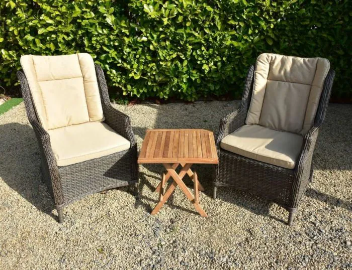 2 Seater Square Bistro Table With Boston Chairs