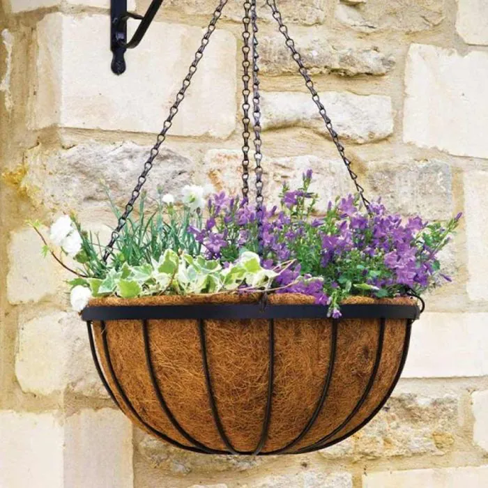 12" Saxon Hanging Basket Lifestyle