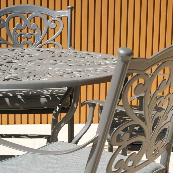 Sapphire Hampshire 4 Seater Round Cast Aluminium Dining Set in Grey