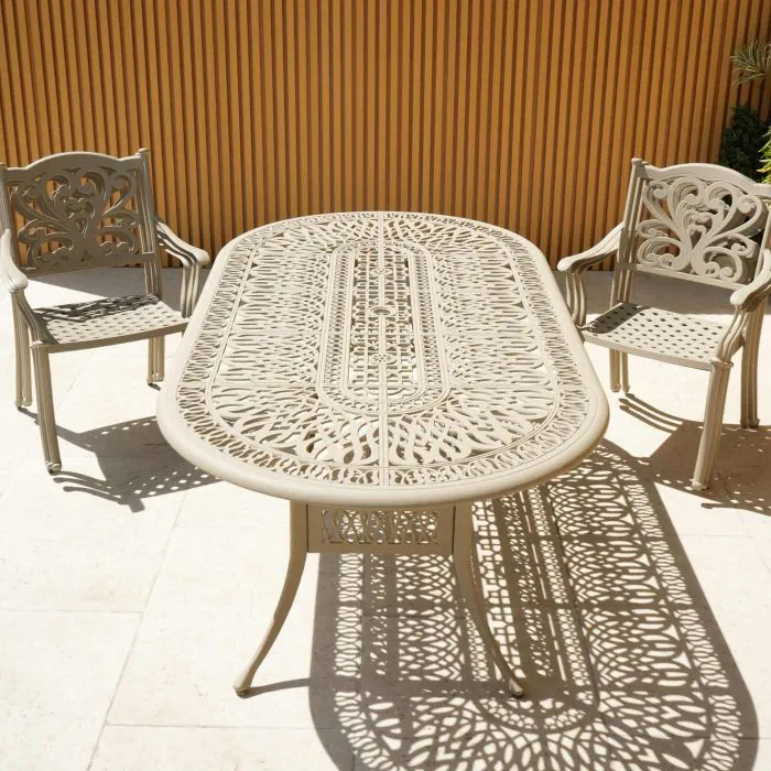 Capri Hampshire 6 Seat Oval Set in Sahara