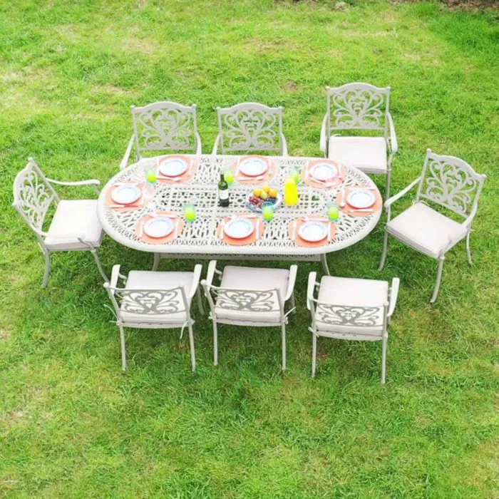 Hampshire 8 Seater Oval Cast Aluminium Set in Sahara