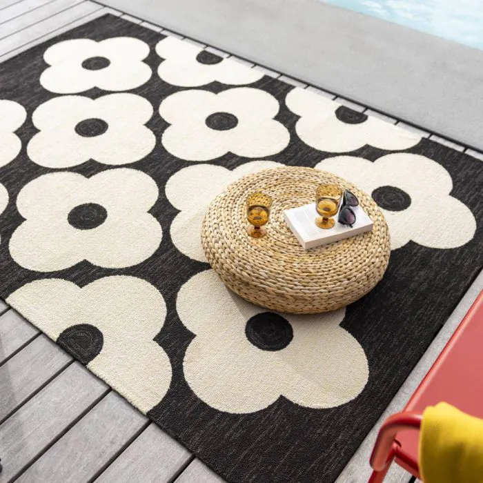 Outdoor Orla Kiely Spot Flower Black Carpet (160cm x 230cm)