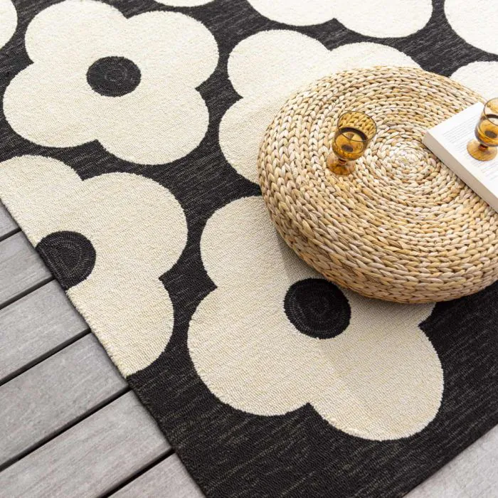 Outdoor Orla Kiely Spot Flower Black Carpet (160cm x 230cm)