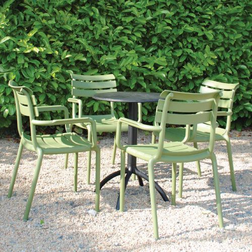 4 Seater Octopus Round Table Black with Paris Chairs in Green