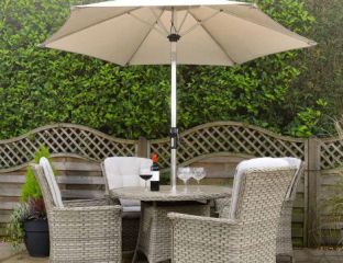 Heritage Tuscan 4 Seat Round Set with Parasol and Base