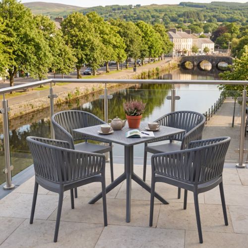 4 Portofino Armchair and Sky Table 80 Set in Dark Grey