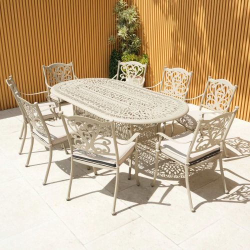 Hampshire 8 Seater Oval Cast Aluminium Set in Sahara