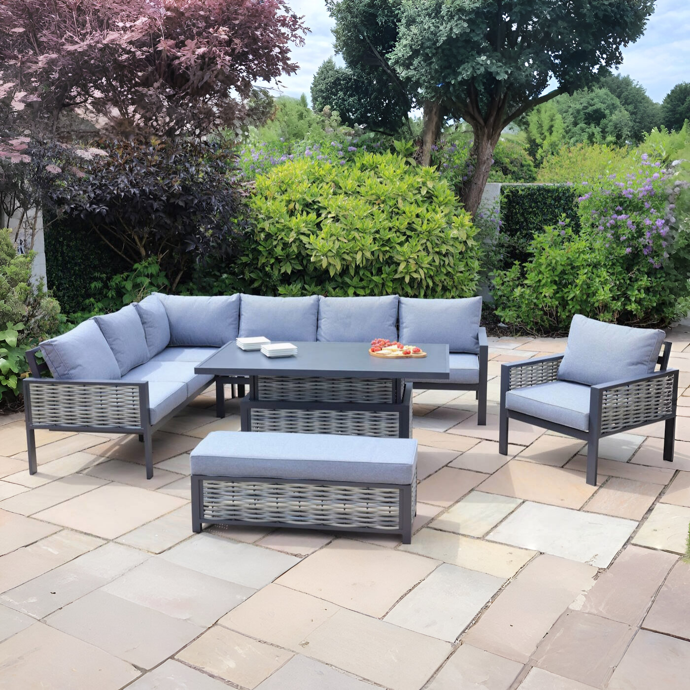 Tuscon Large Casual Dining Set with Armchair