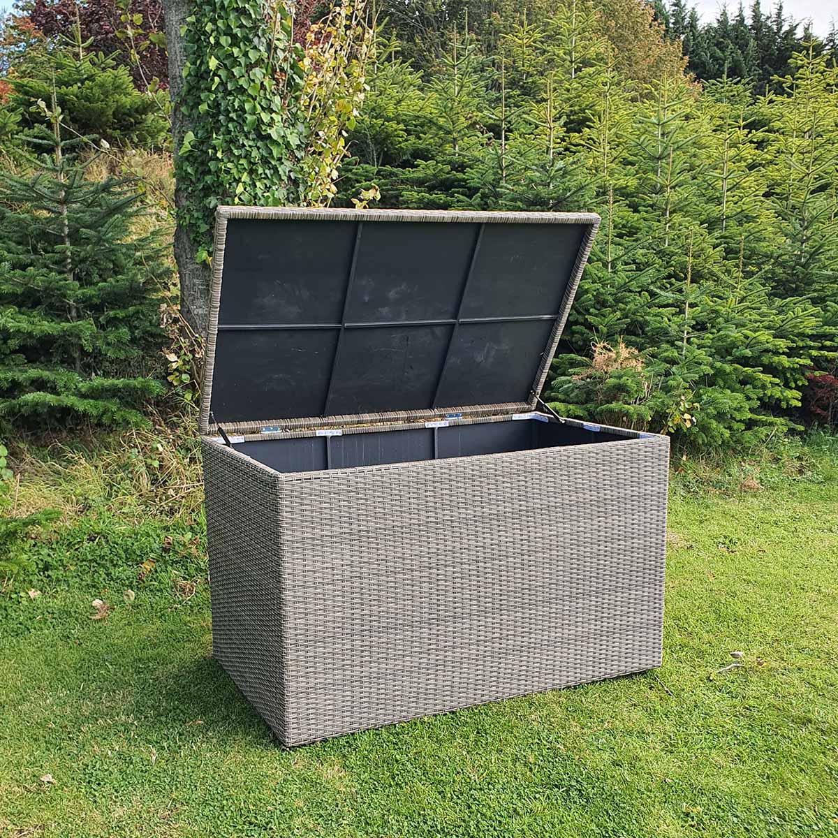 Monte Carlo Medium Storage Box