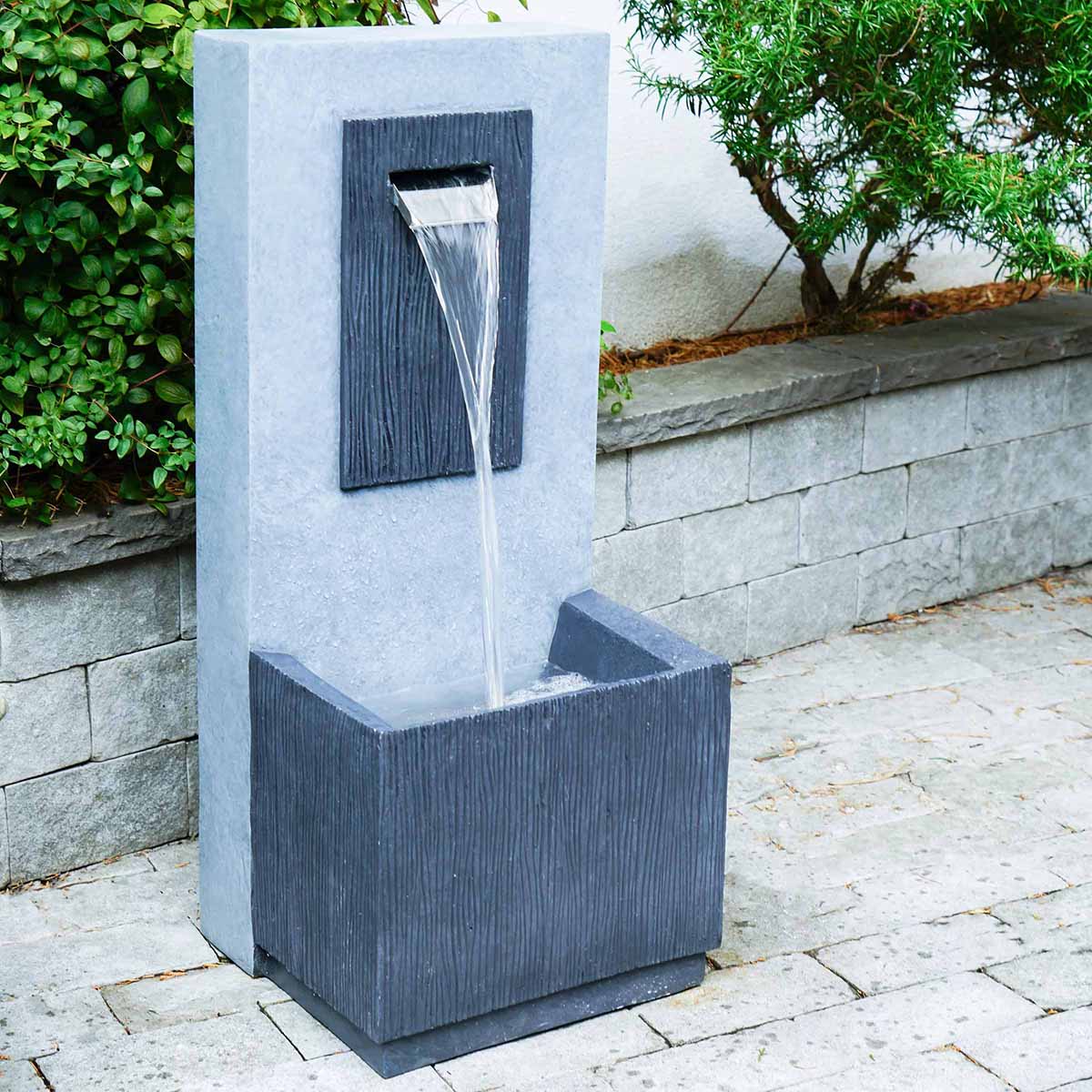 Outdoor Contemporary 81cm Cement Water Feature