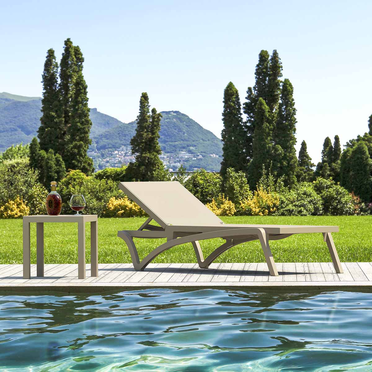 Single Pacific Taupe Sun Lounger with Ocean Side Table