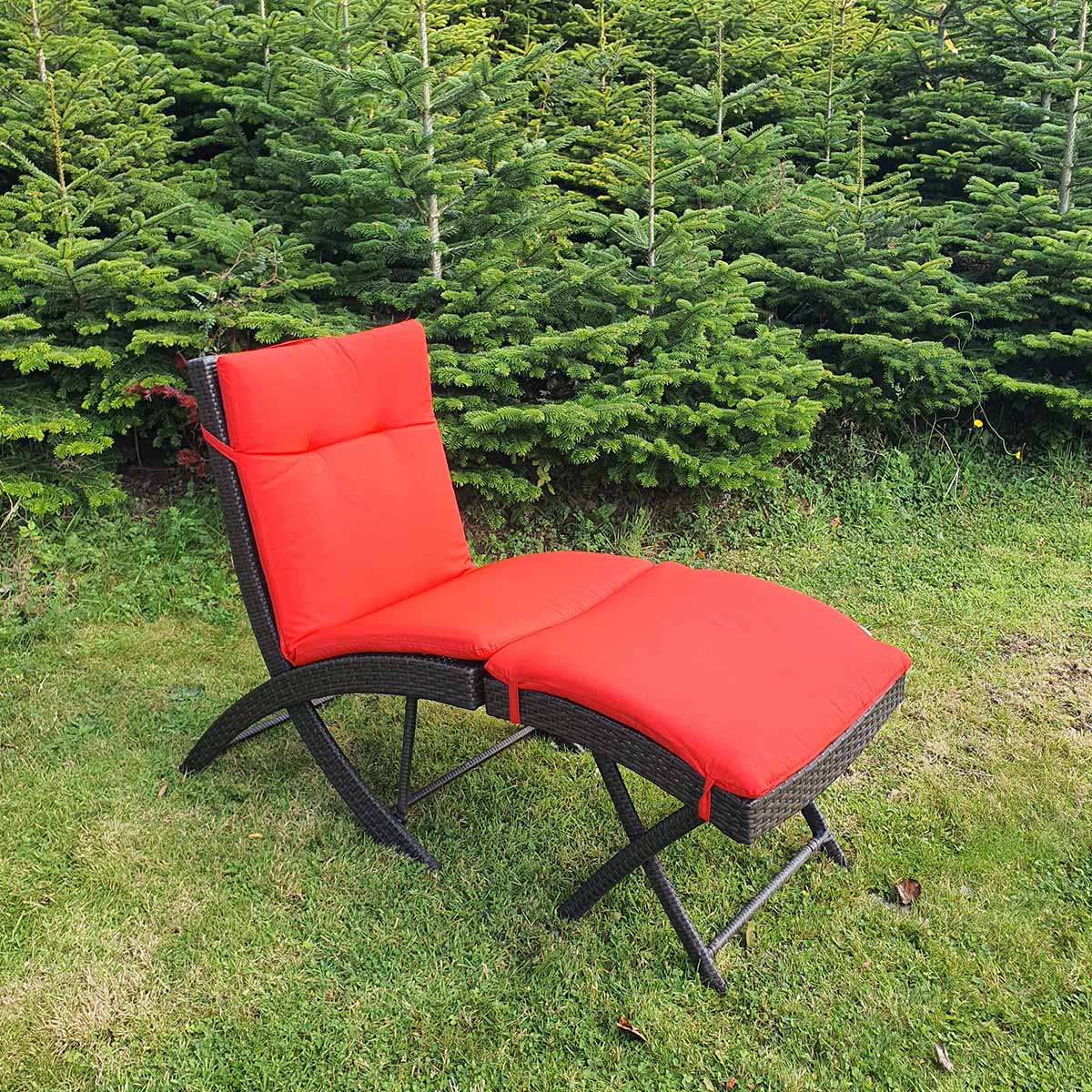 Prague Sun Lounger with Red Cushion