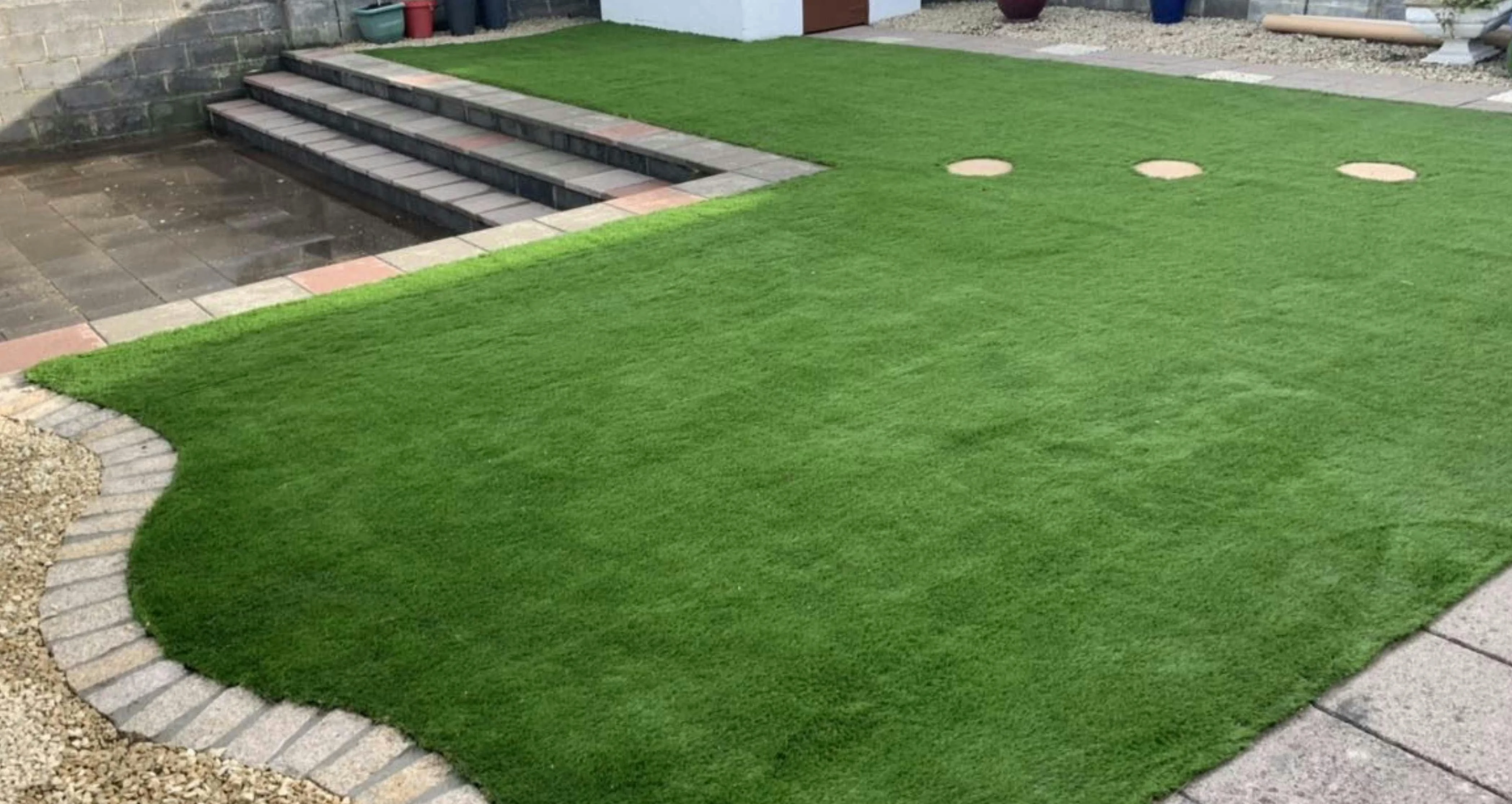 Artificial Grass in Beautiful Garden