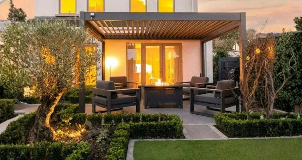 Modern Garden Outdoor Living